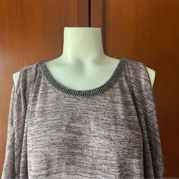 Juicy Couture Lavendar Black Feathered Cold Shoulder Top XL - Picture 2 of 8